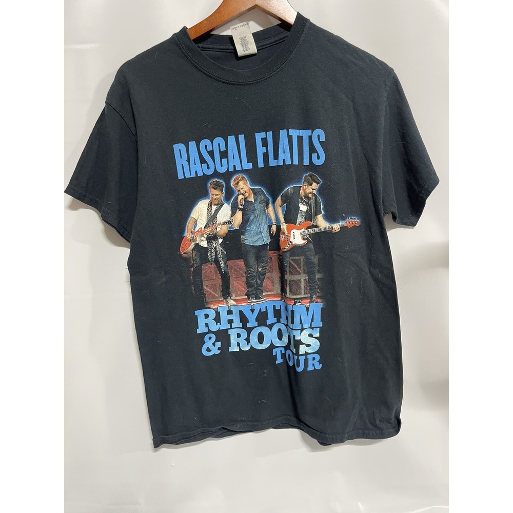 Rascal Flatts Rhythm And Roots Concert 2017 Tour T-Shirt Size Medium